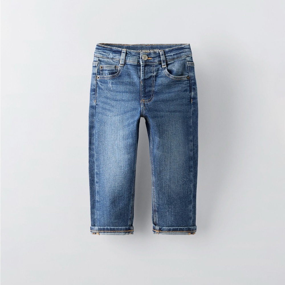 NWT Zara Regular Fit Jeans in Mid-Blue, Size 5